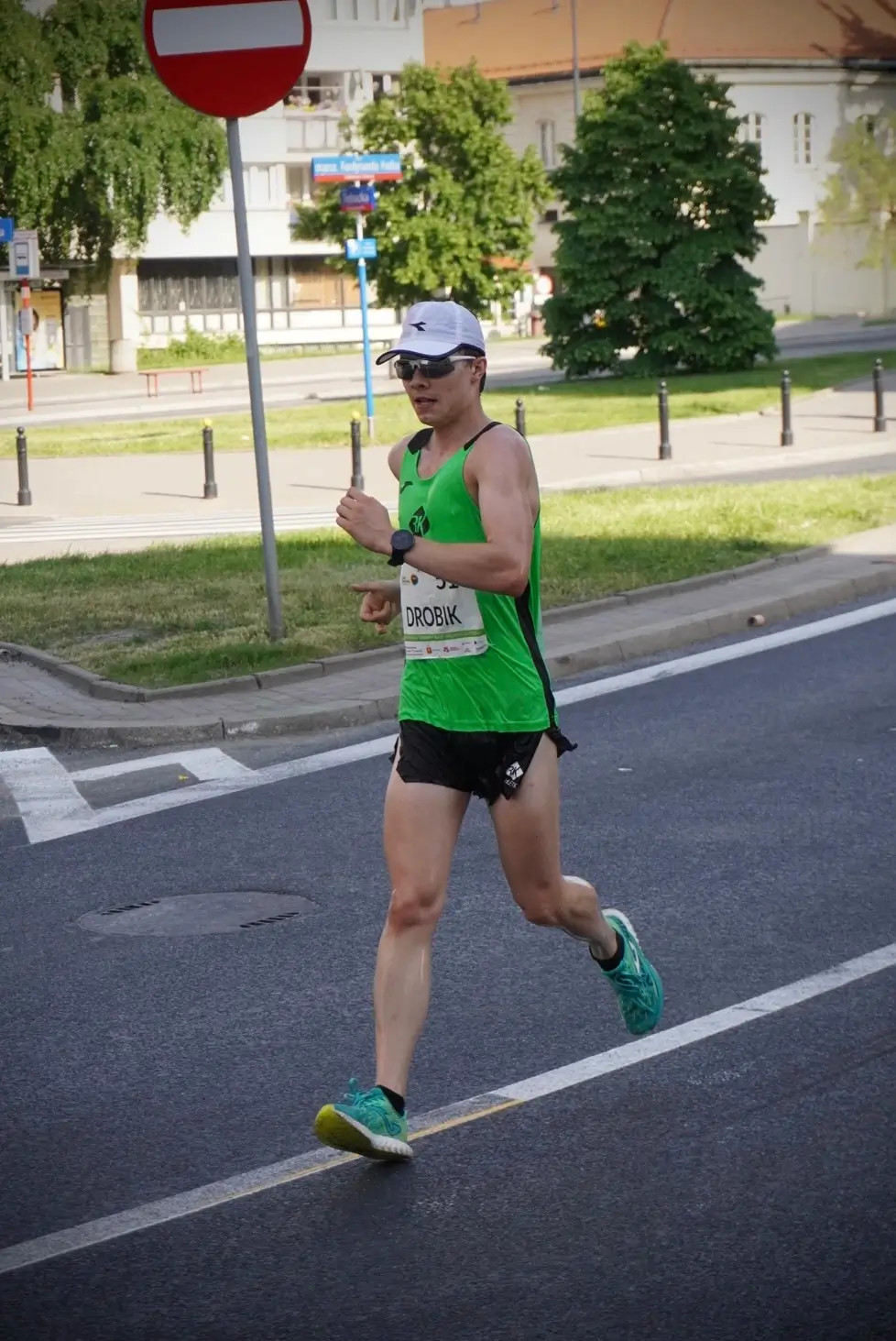 Korzeniowski Warsaw Race Walking Cup to coroczne zawody w chodzie sportowym odbywające się w Warszawie w Polsce. Od 2024 roku są to zawody rangi Gold World Athletics Race Walking Tour – najwyższej rangi cykl międzynarodowych zawodów w chodzie sportowym. Trasa wokół Teatru Wielkiego łącząca Plac Teatralny z Placem Piłsudskiego. Kacper Drobik zajął 2. lokatę w chodzie na 10km.