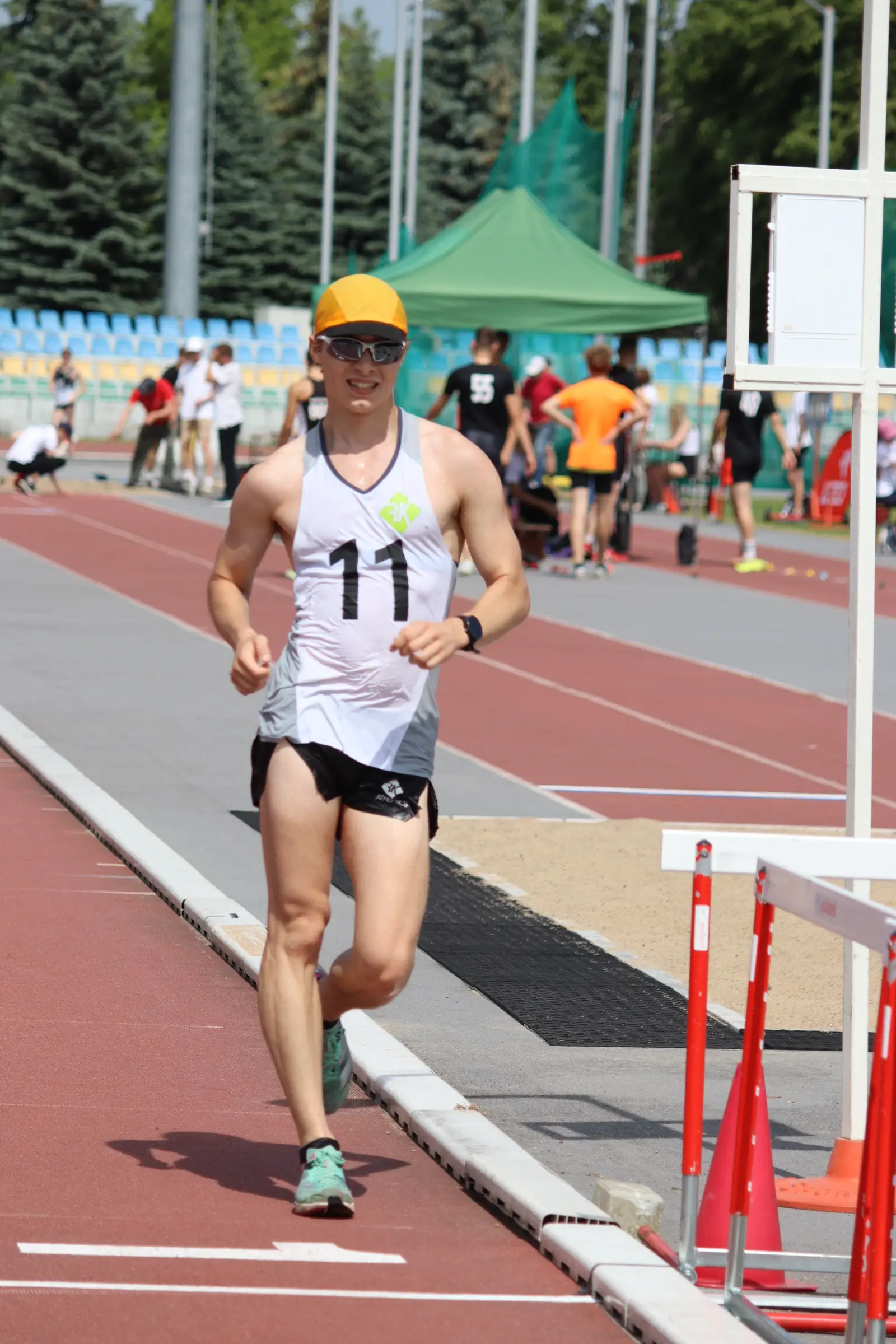 The May National Warsaw Sports Walking Competition took place on May 25, 2024, in Warsaw. Kacper Drobik emerged victorious in this event, setting a new personal best. Particularly impressive is the fact that Kacper achieved this result despite a recent injury, which posed an additional challenge.